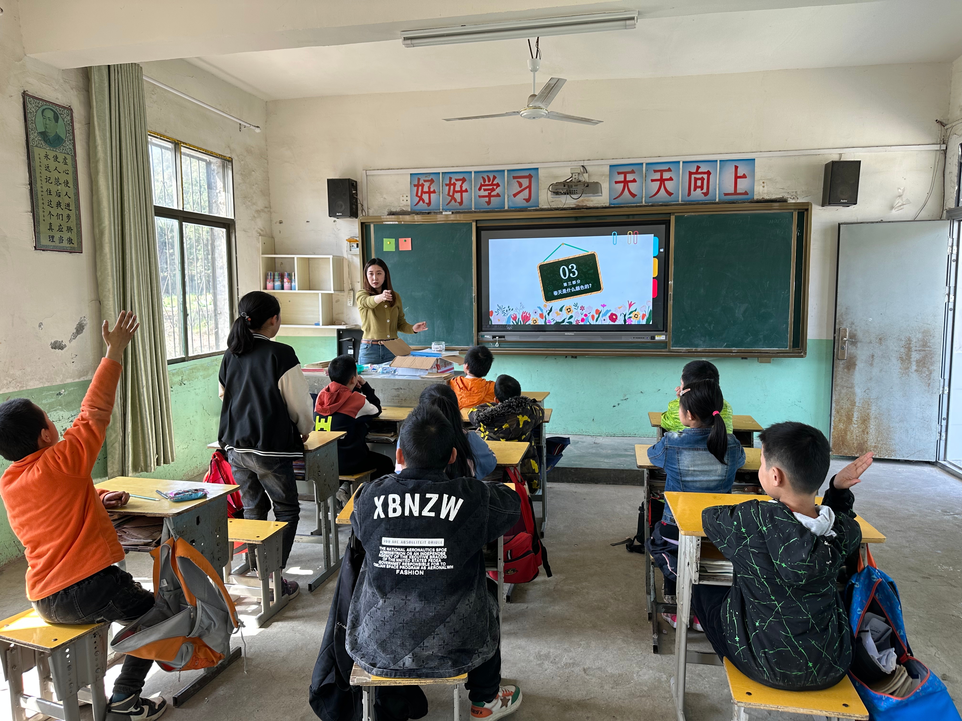 繪畫(huà)課程.jpg 繪畫(huà)課程.jpg